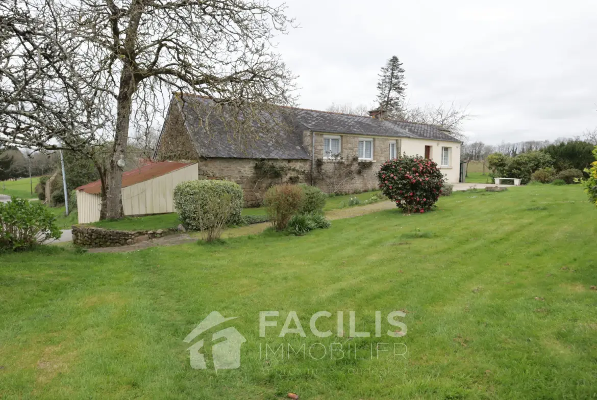 Maison Traditionnelle en Pierres à Melrand 