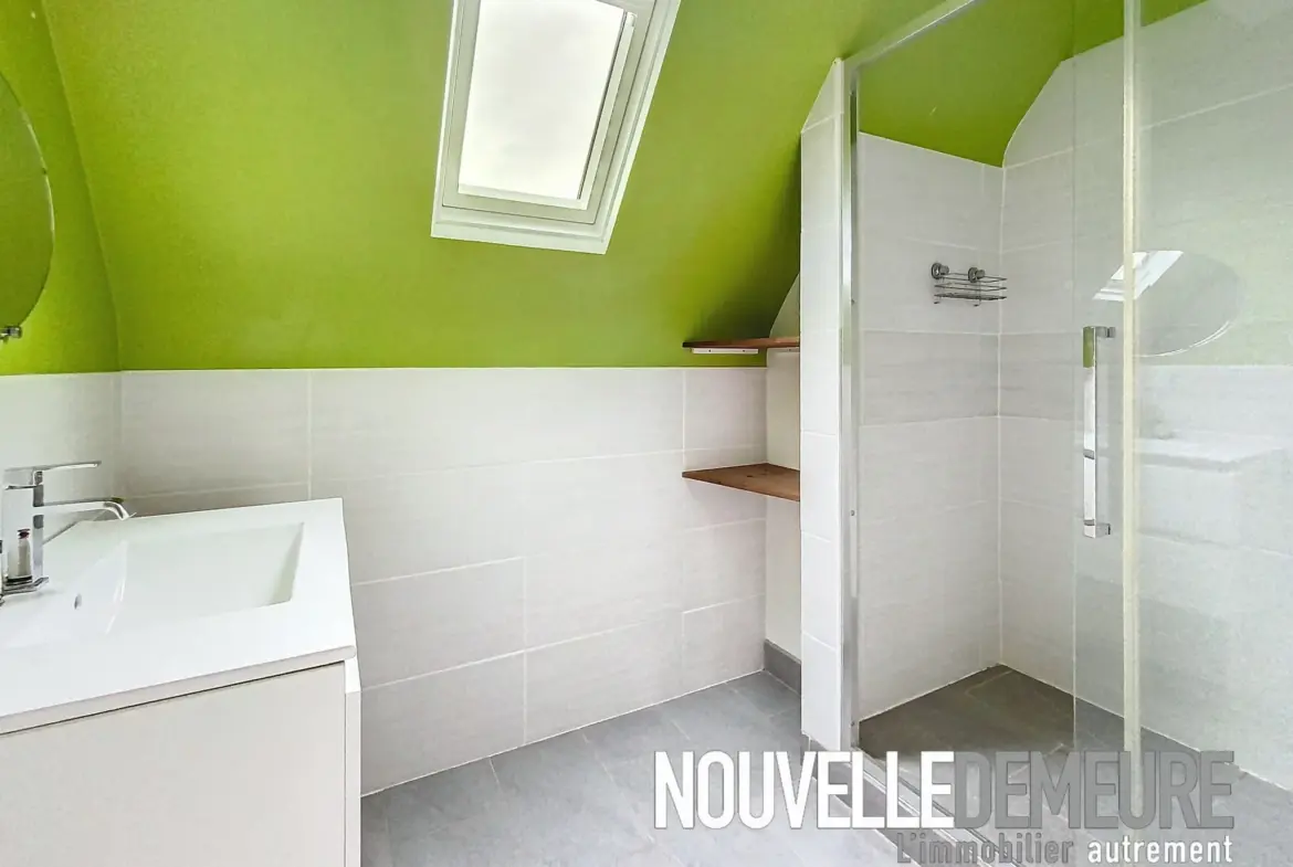 À vendre : Maison de 95 m² à Hirel avec jardin et terrasse 