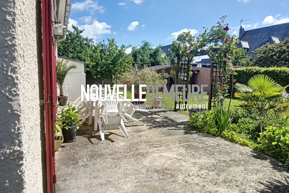 À vendre : Maison de 95 m² à Hirel avec jardin et terrasse 