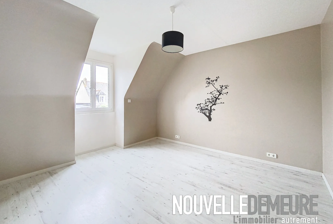 À vendre : Maison de 95 m² à Hirel avec jardin et terrasse 