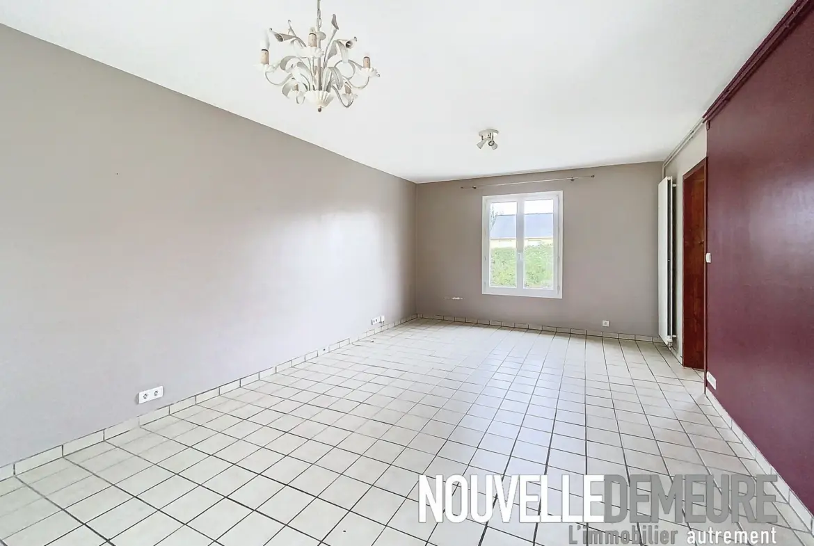 À vendre : Maison de 95 m² à Hirel avec jardin et terrasse 
