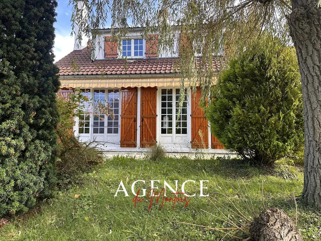 À vendre : Pavillon à Bray sur Seine - 4 chambres, jardin de 901 m² 