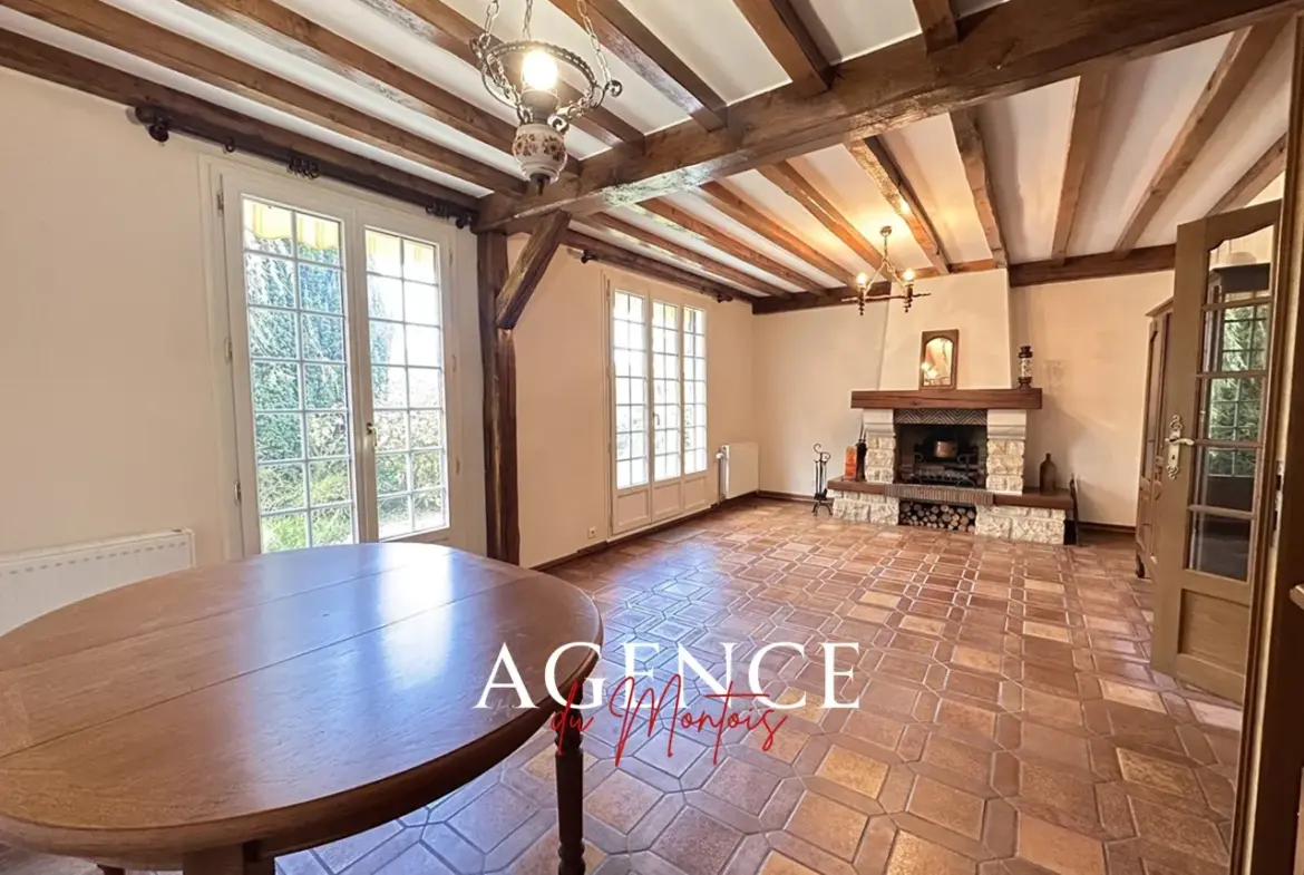 À vendre : Pavillon à Bray sur Seine - 4 chambres, jardin de 901 m² 