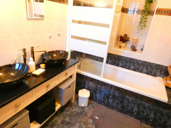 Belle maison 5 chambres à Aurillac 
