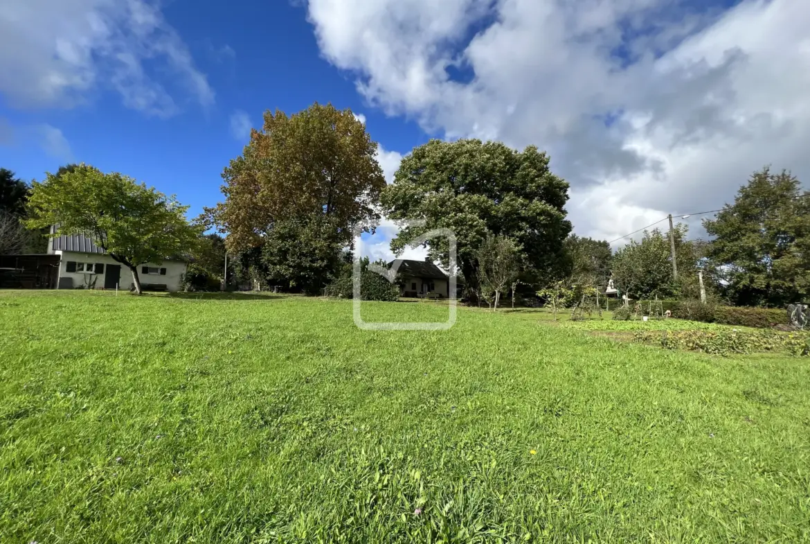 Maison charmante de 65 m² avec garage à vendre à Ste Fereole 