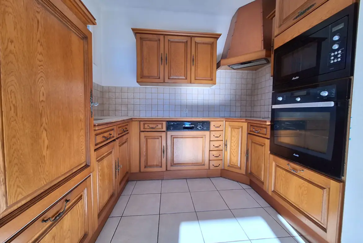 Maison à vendre à Saint-Alban-Du-Rhône - 119 m² - 3 chambres 