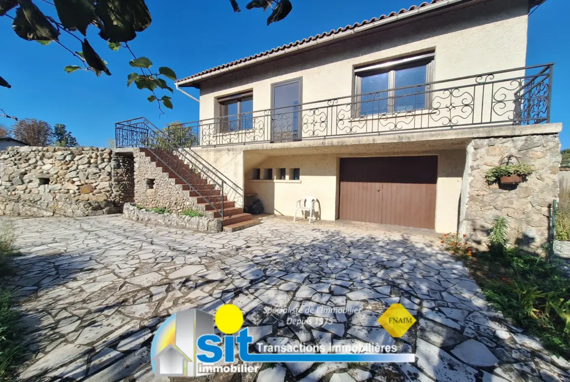 Maison à vendre à Saint-Alban-Du-Rhône - 119 m² - 3 chambres 