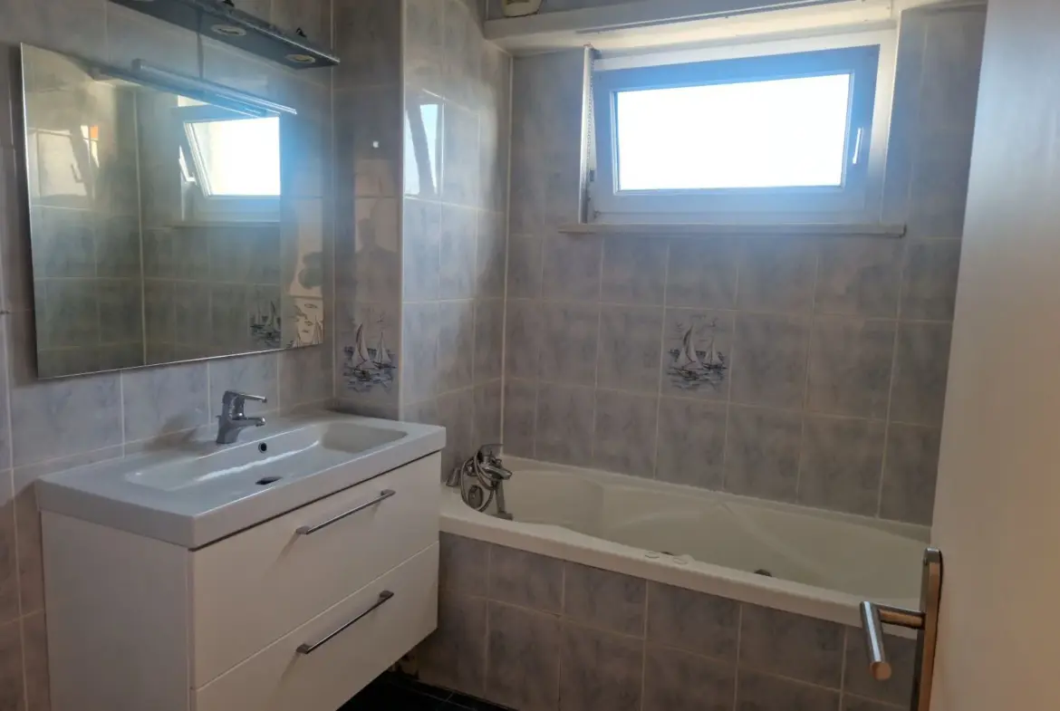 Lumineux appartement 4 pièces à Lingolsheim - 85 m² avec balcons 