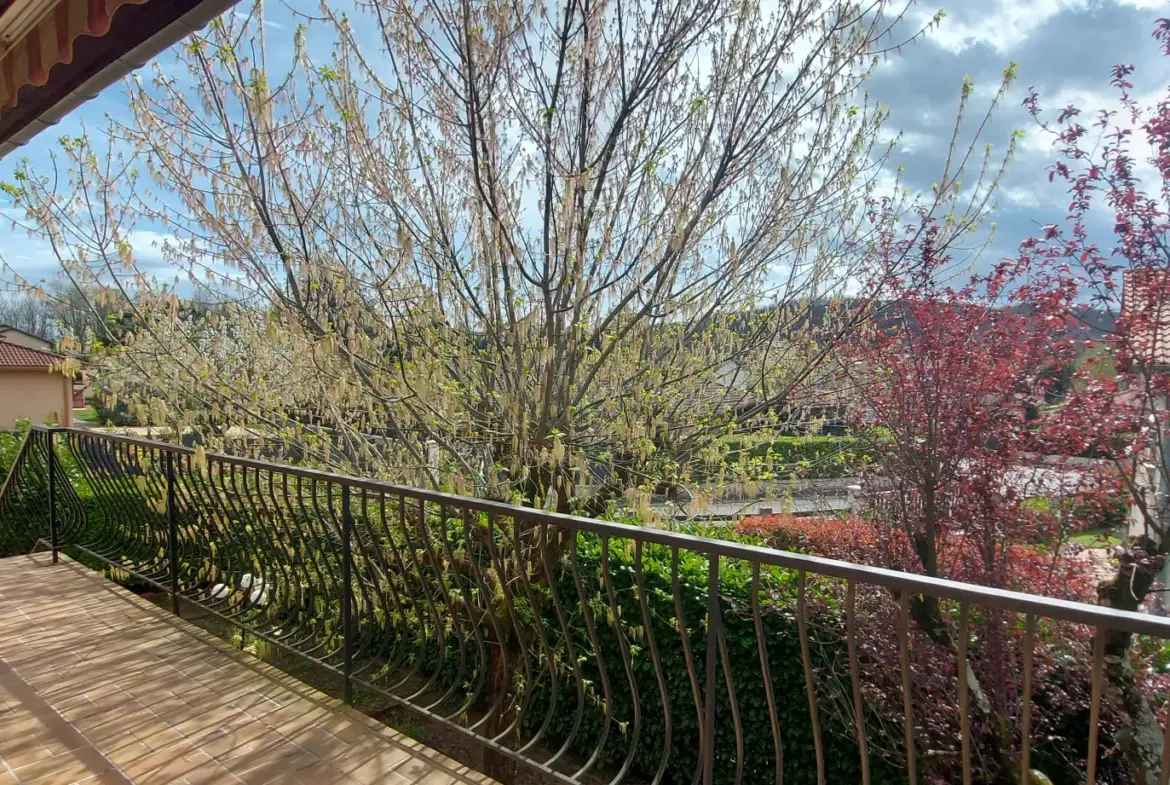 Vente de Villa 120 m² à Pont-Évêque - Quartier Calme 