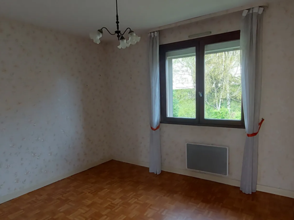 Vente de Villa 120 m² à Pont-Évêque - Quartier Calme 