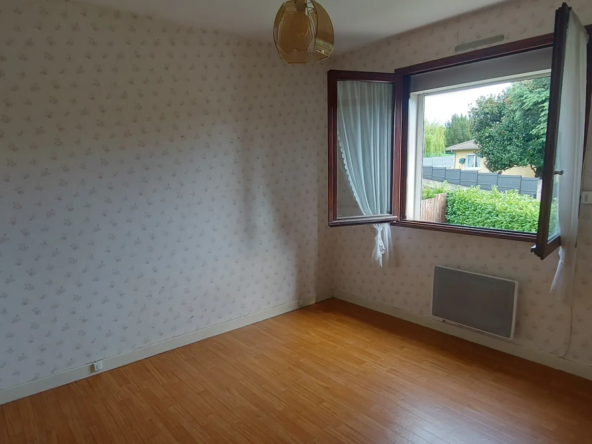 Vente de Villa 120 m² à Pont-Évêque - Quartier Calme 