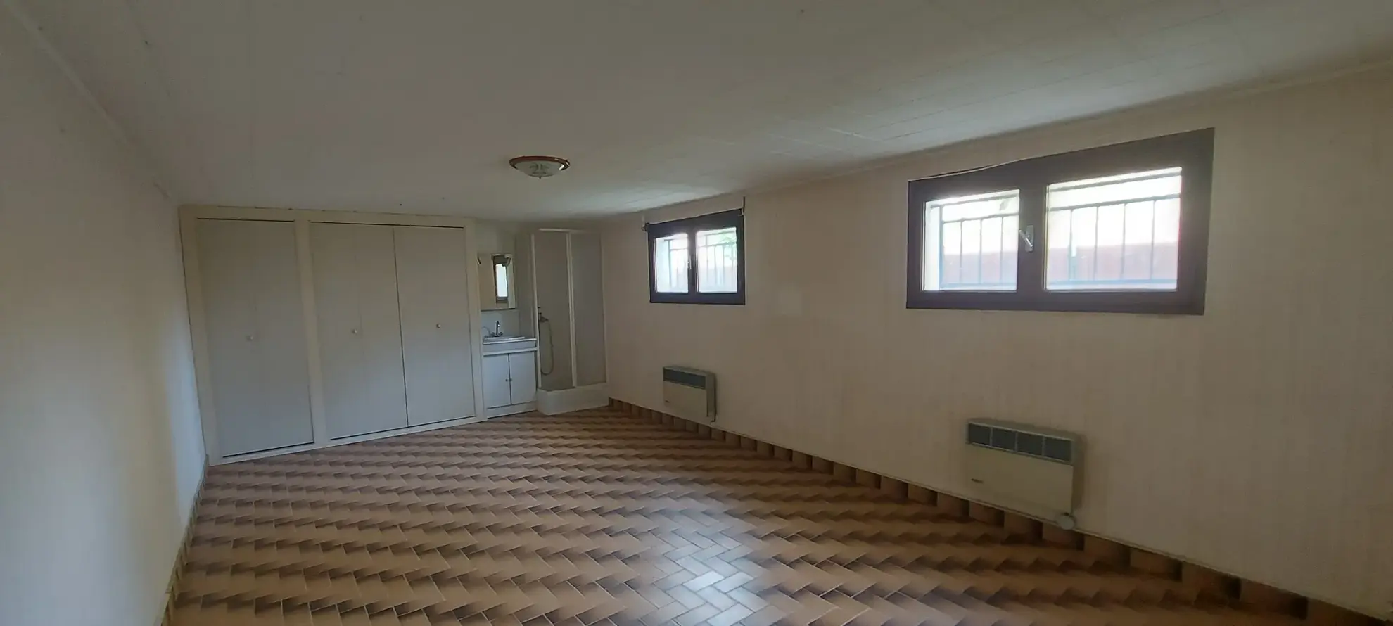 Vente de Villa 120 m² à Pont-Évêque - Quartier Calme 