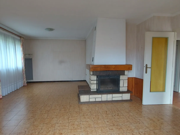 Vente de Villa 120 m² à Pont-Évêque - Quartier Calme 