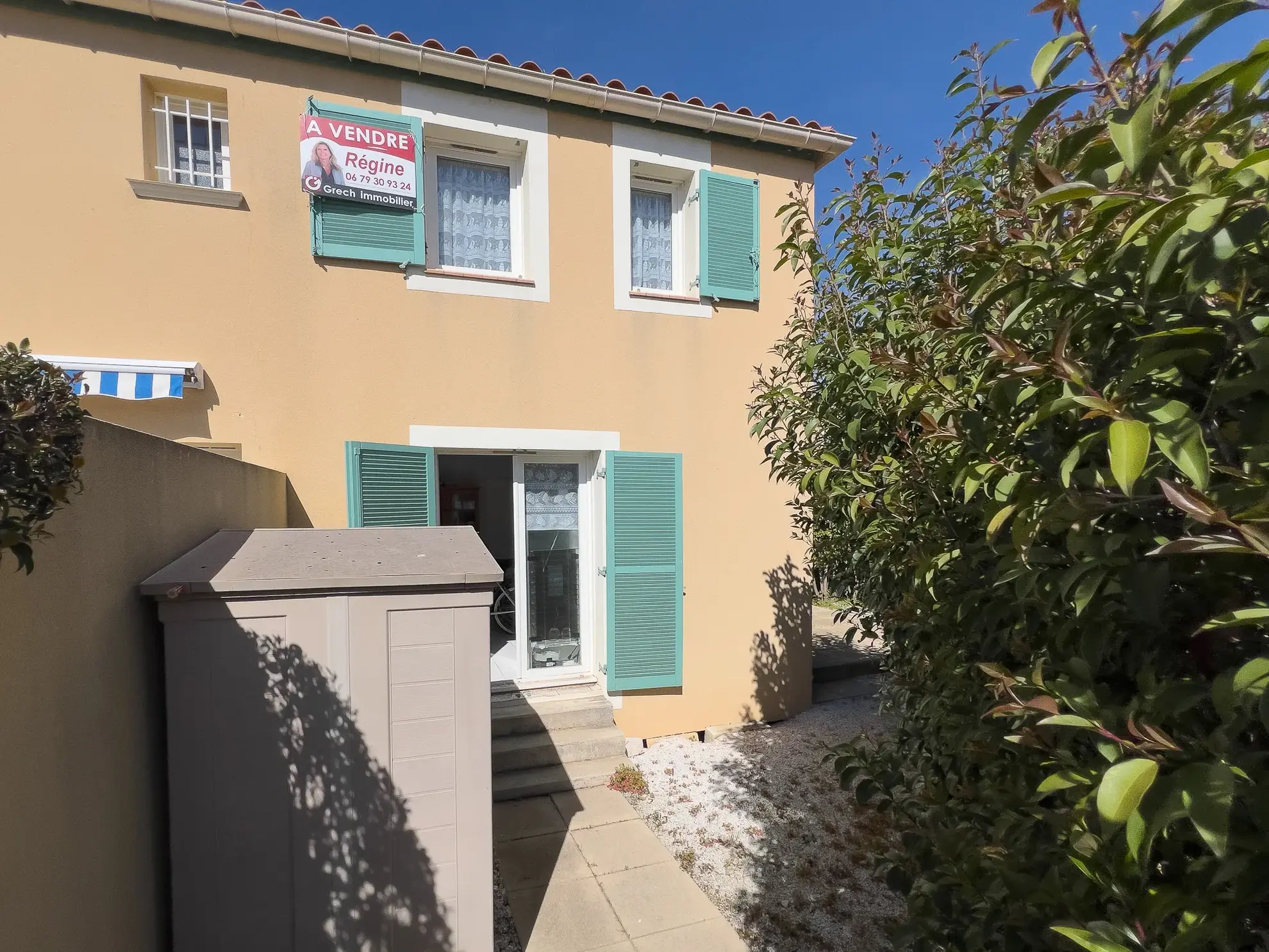 Mazet 3 pièces à vendre près du port Miramar et des plages 