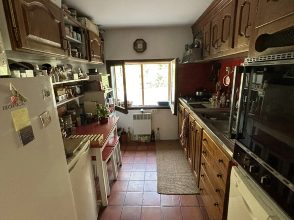 Maison de campagne avec possibilité de 2 logements à Crestet 