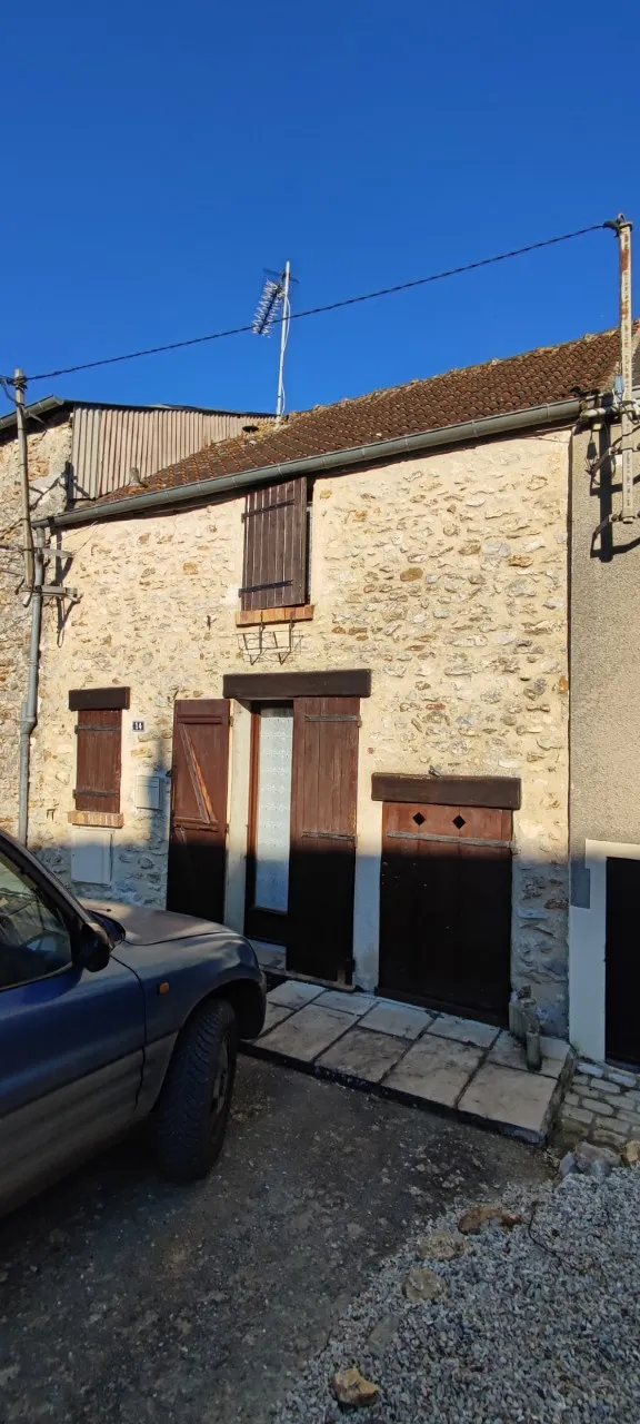 Charmante maison en pierres à Dourdan – Idéal pour un premier achat 