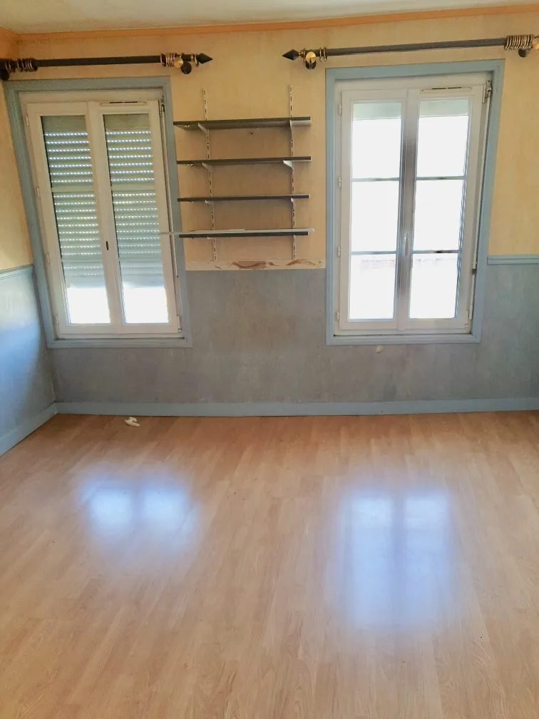 À vendre : Maison de ville à Magnac-sur-Touvre - 66 m² 