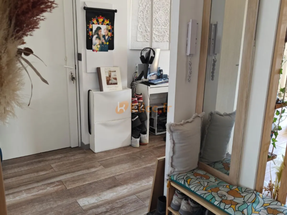 Appartement T3 en dernier étage à Mandelieu Capitou 