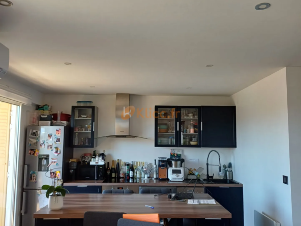 Appartement T3 en dernier étage à Mandelieu Capitou 