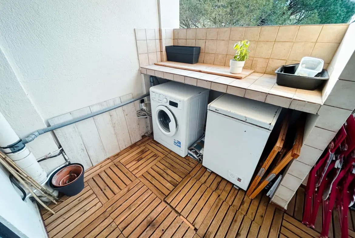 Appartement 5 pièces rénové avec terrasse sud à La Valette-du-Var 