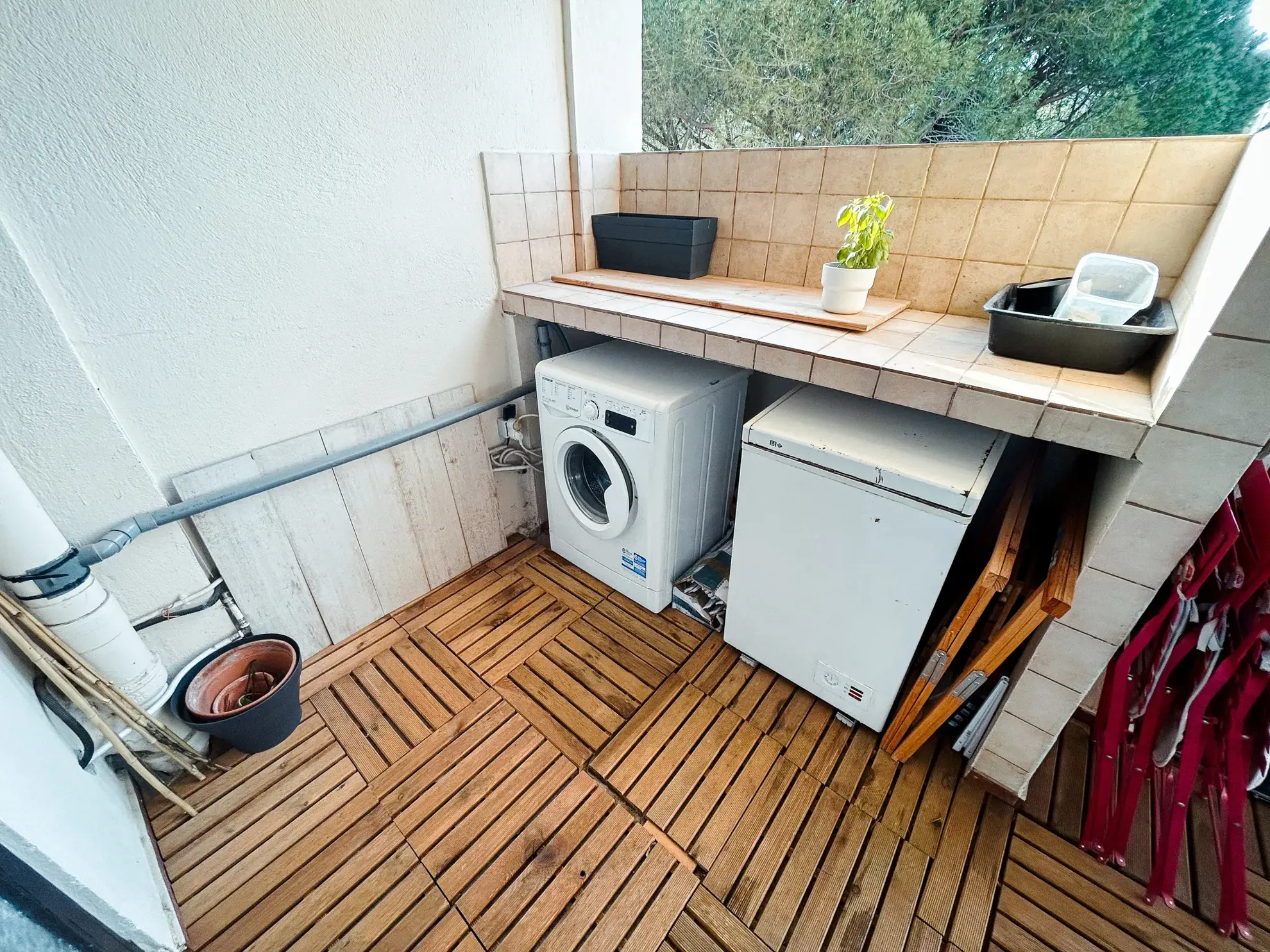 Appartement 5 pièces rénové avec terrasse sud à La Valette-du-Var 
