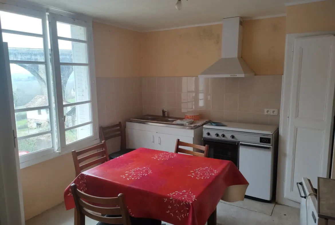 Maison de village à vendre à Vignols - 2 chambres 