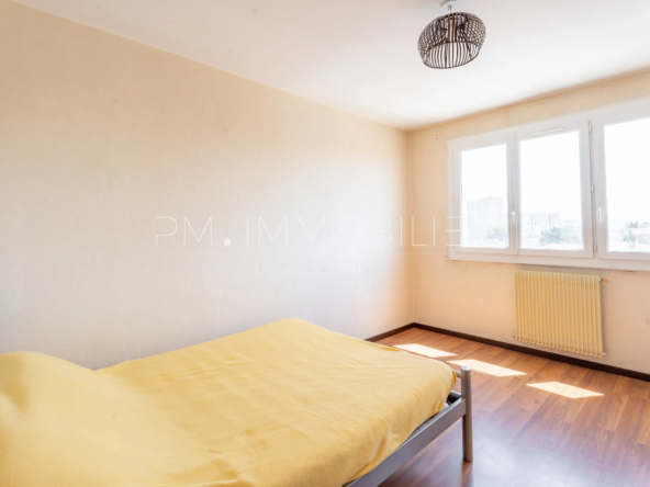 À vendre : Appartement T2 avec vue dégagée à Marseille 