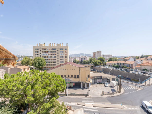 À vendre : Appartement T2 avec vue dégagée à Marseille 