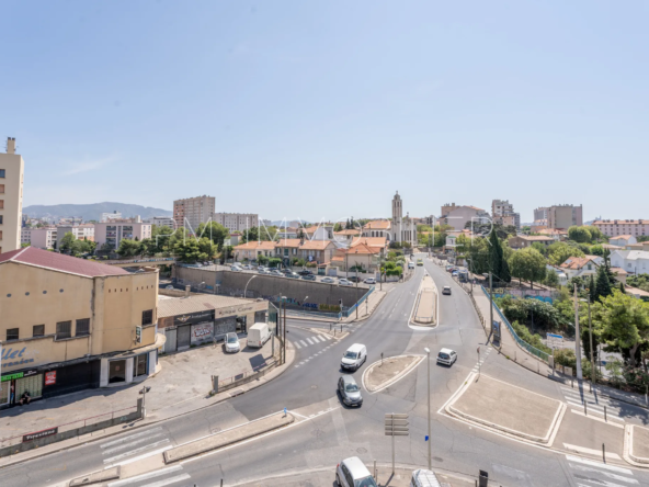 À vendre : Appartement T2 avec vue dégagée à Marseille 