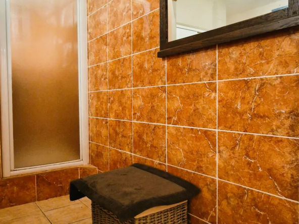 Appartement T2 rénové à vendre à Céret - 68 m² dans l'hyper centre 