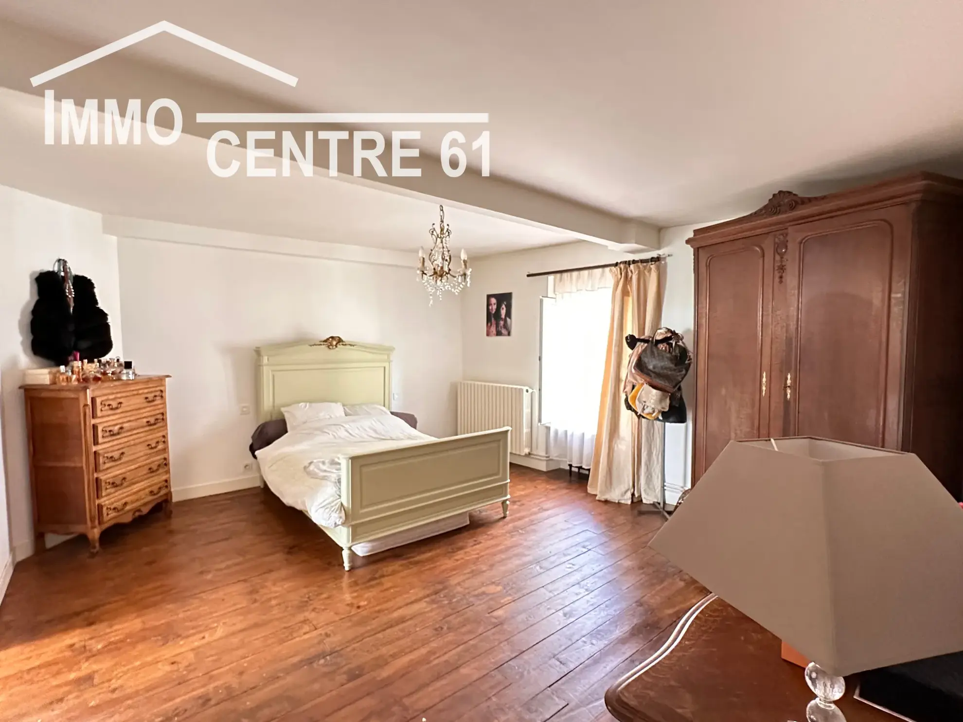 Charmante maison de ville à La Ferté Macé avec 3 chambres et garage 