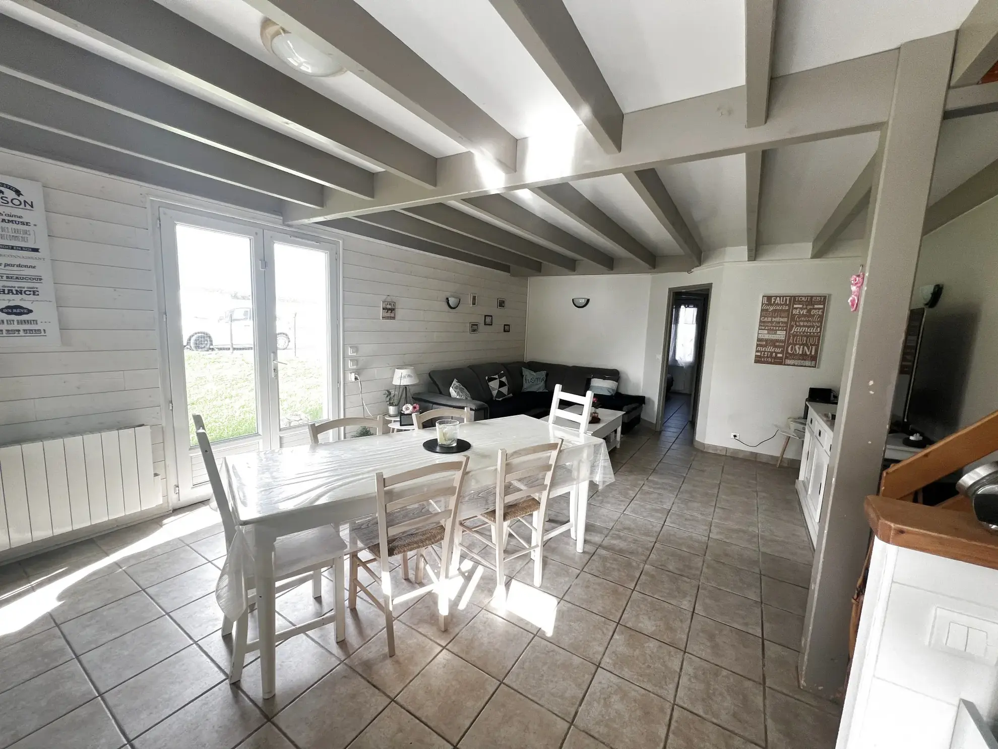 Ensemble de trois logements à vendre proche de Meschers 