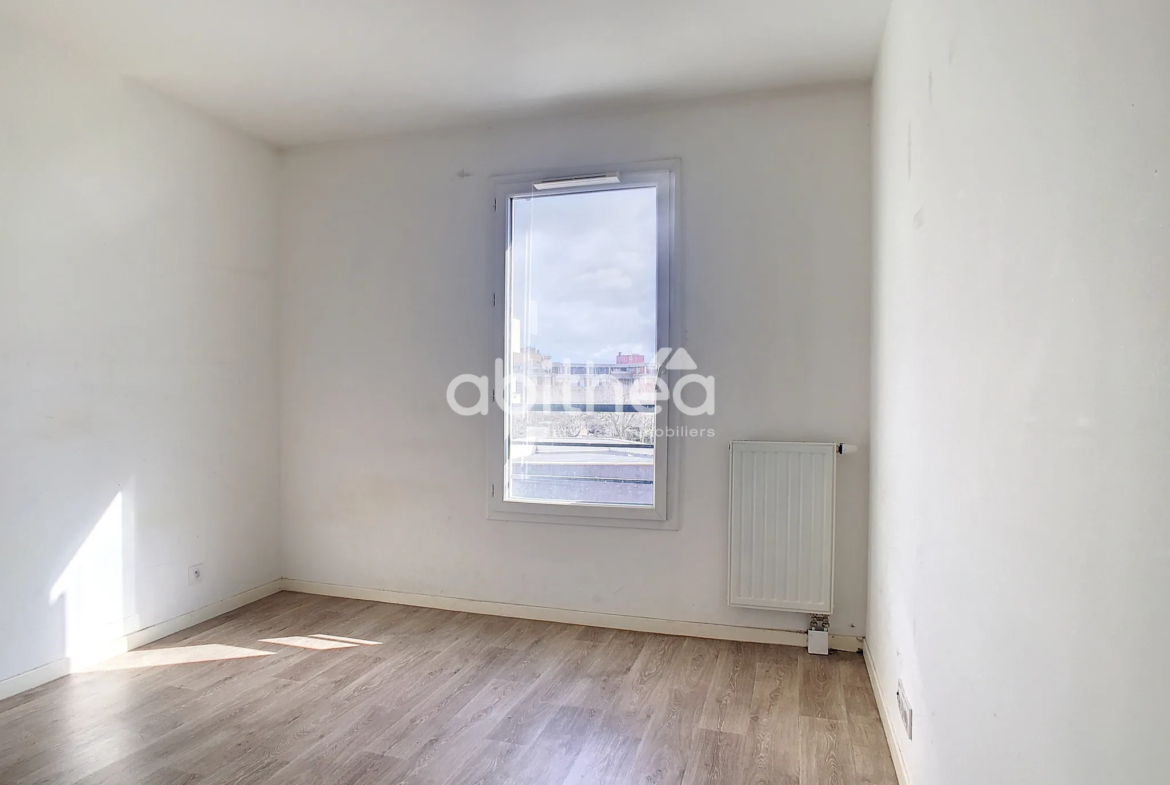 Appartement 2 pièces à Eragny-sur-Oise, proche de la gare 