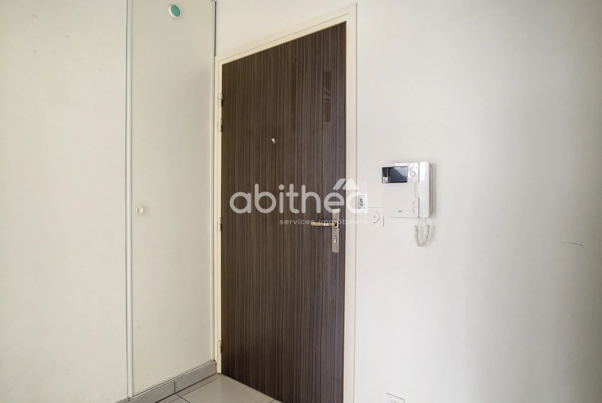 Appartement 2 pièces à Eragny-sur-Oise, proche de la gare 
