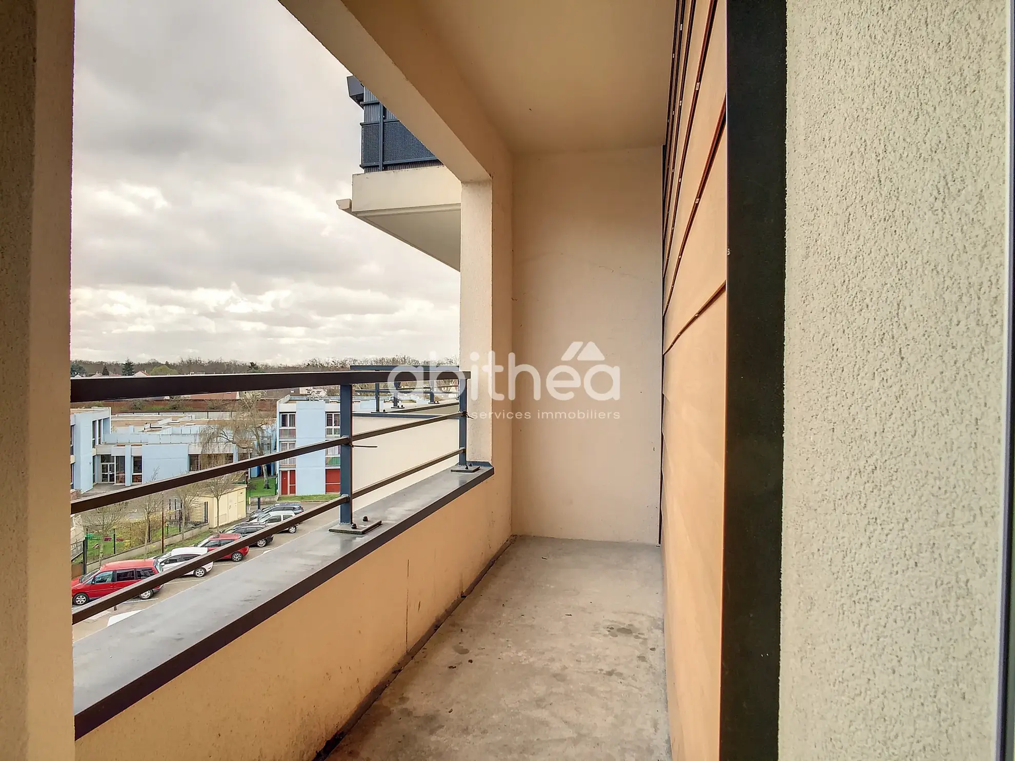 Appartement 2 pièces à Eragny-sur-Oise, proche de la gare 