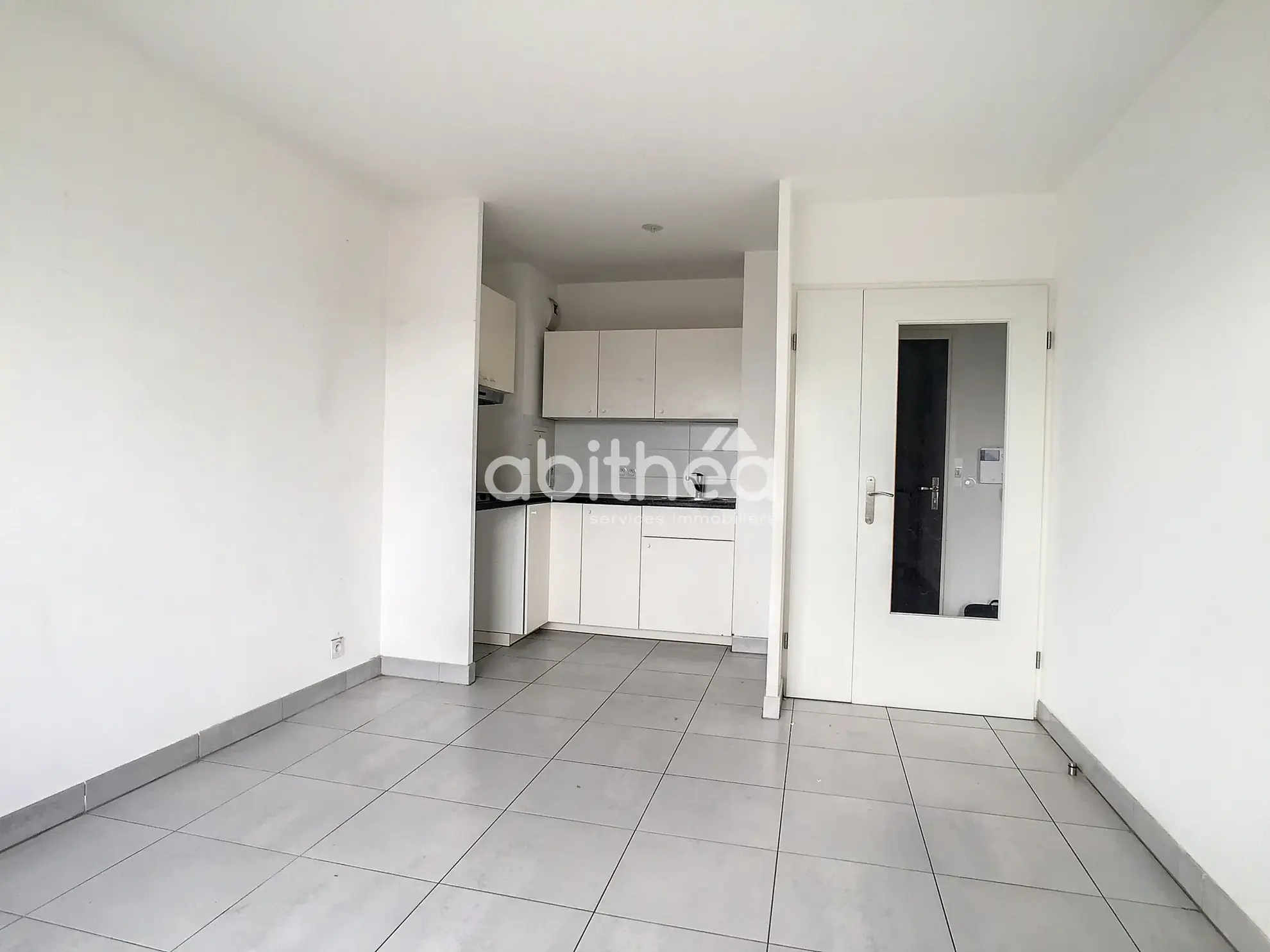 Appartement 2 pièces à Eragny-sur-Oise, proche de la gare 