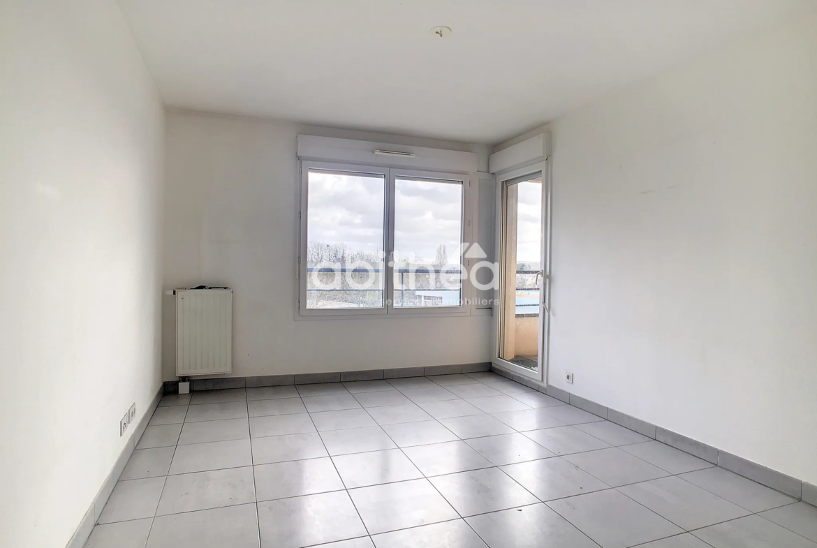 Appartement 2 pièces à Eragny-sur-Oise, proche de la gare 