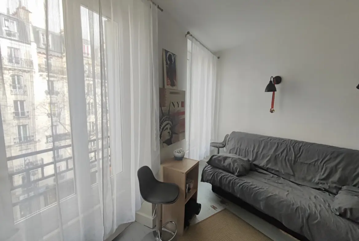 Studio lumineux à vendre à Paris - Guy Moquet 