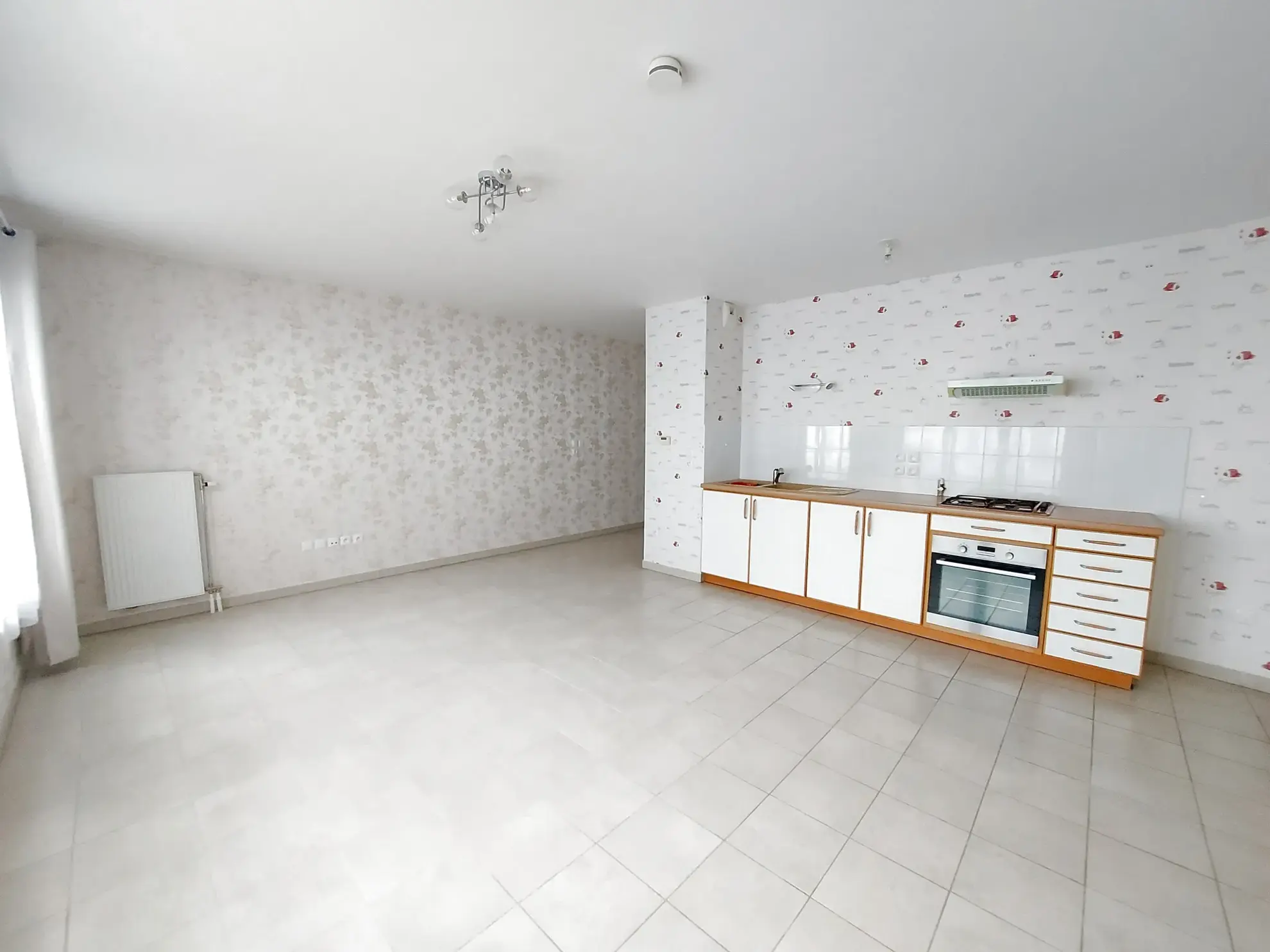 À vendre : Appartement 2 pièces avec balcon à Rosny-Sur-Seine 