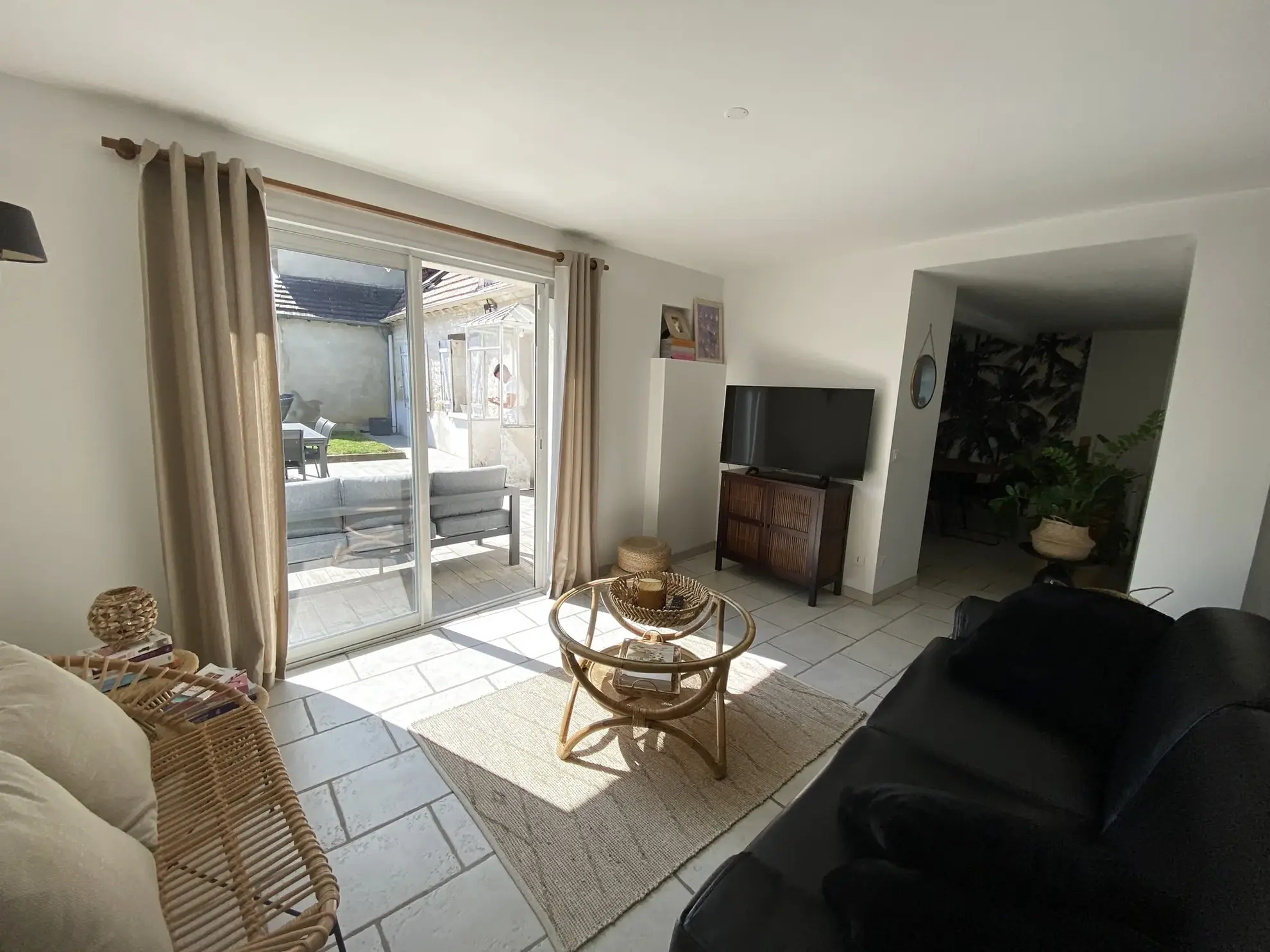 Maison à vendre à Erquery - Style Longère et Garage de 80 m² 