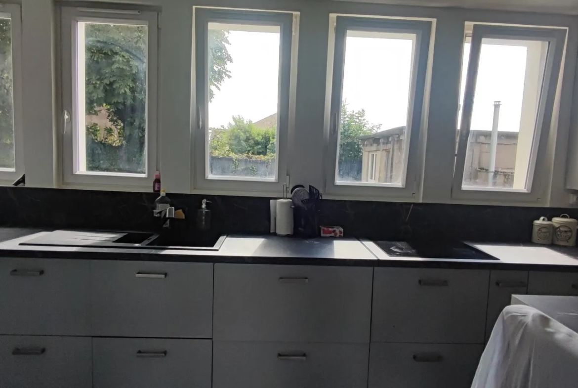 Charmante maison rénovée à vendre à Pussay 