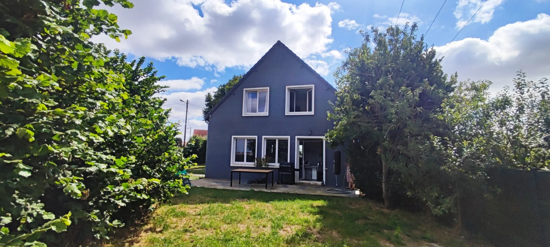Charmante maison rénovée à vendre à Pussay 
