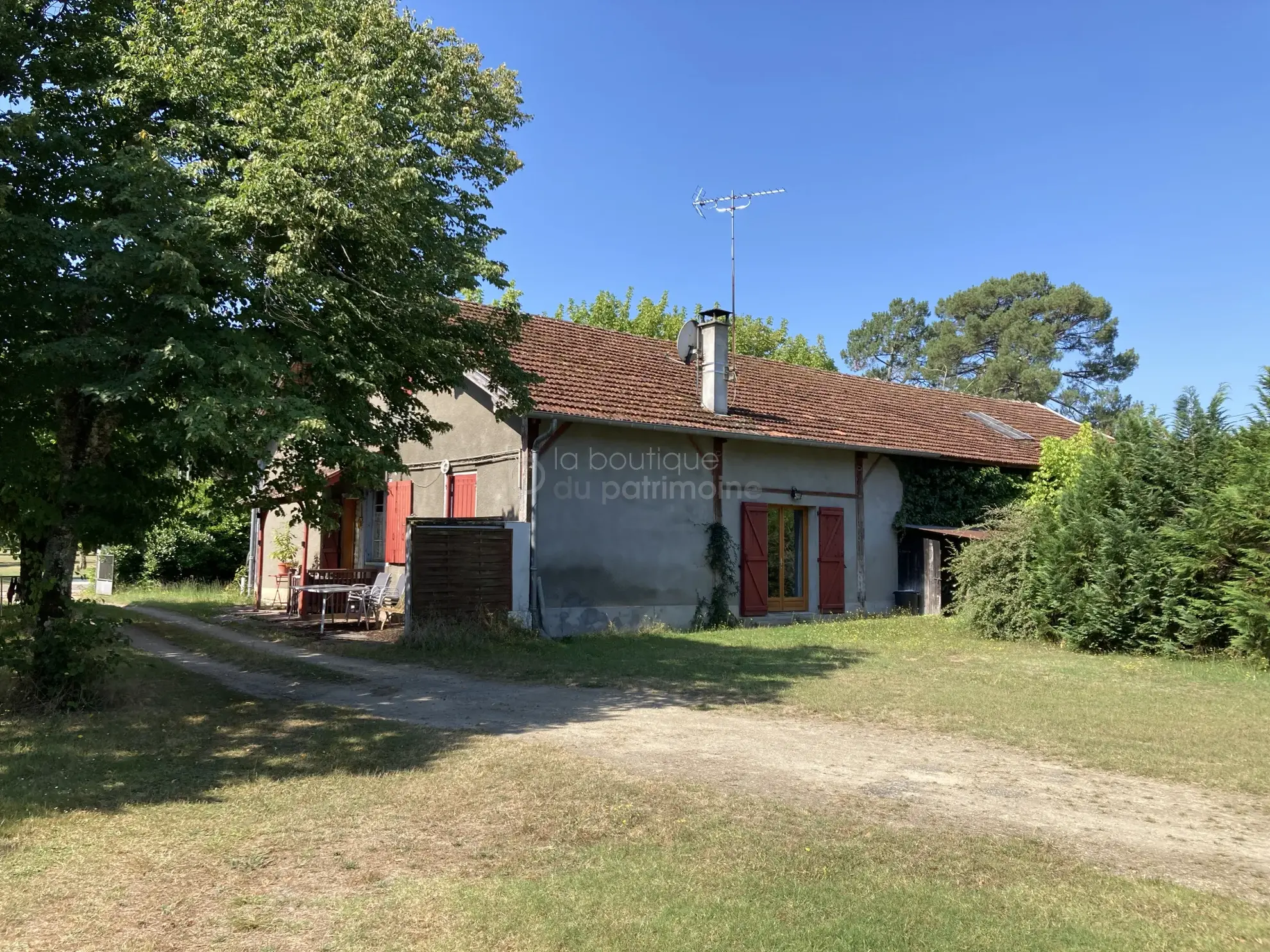 Maison avec Atelier à Prechac - Parfait pour les Artisans 