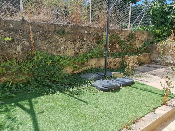 Maison à vendre à Gardanne avec terrasse et jardin 
