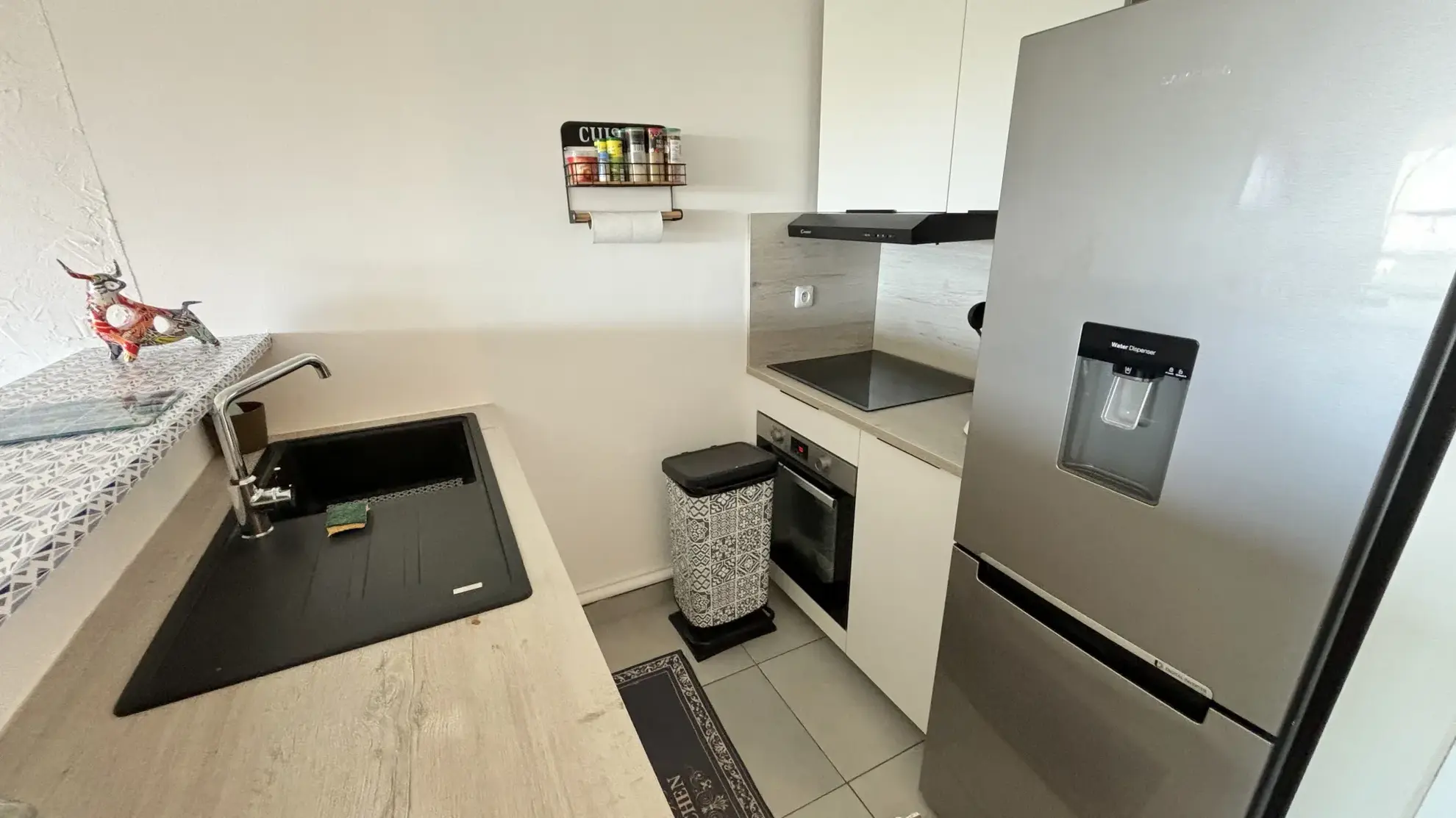 Appartement F2 à Carnon avec terrasse et vue sur le port 
