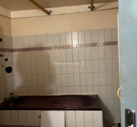 Immeuble locatif avec travaux à Brignoles 