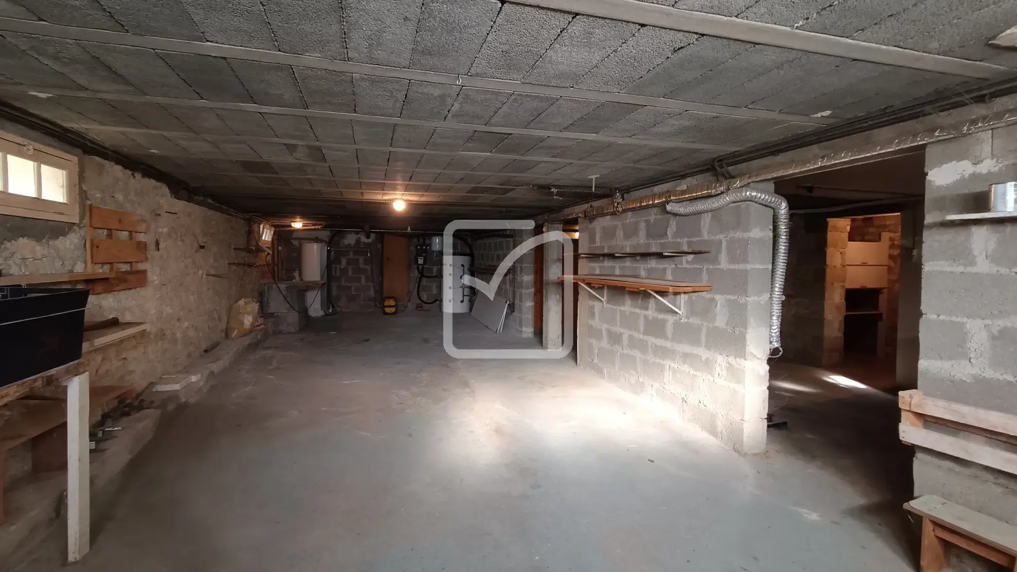 Maison familiale à Agonac avec terrain de 2027 m2 