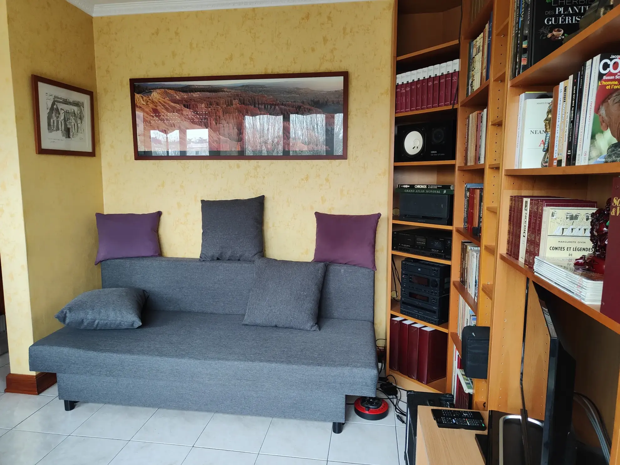 Studio lumineux à vendre au Chesnay (78) avec balcon et vue dégagée 