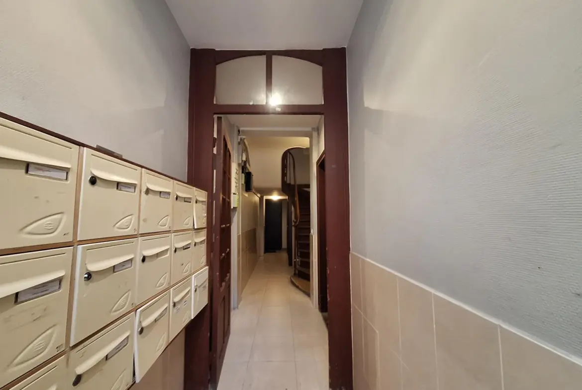 Studio lumineux de 13,46 m² à vendre au Kremlin-Bicetre 