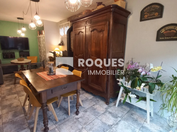 Maison avec piscine à vendre à Compregnac 